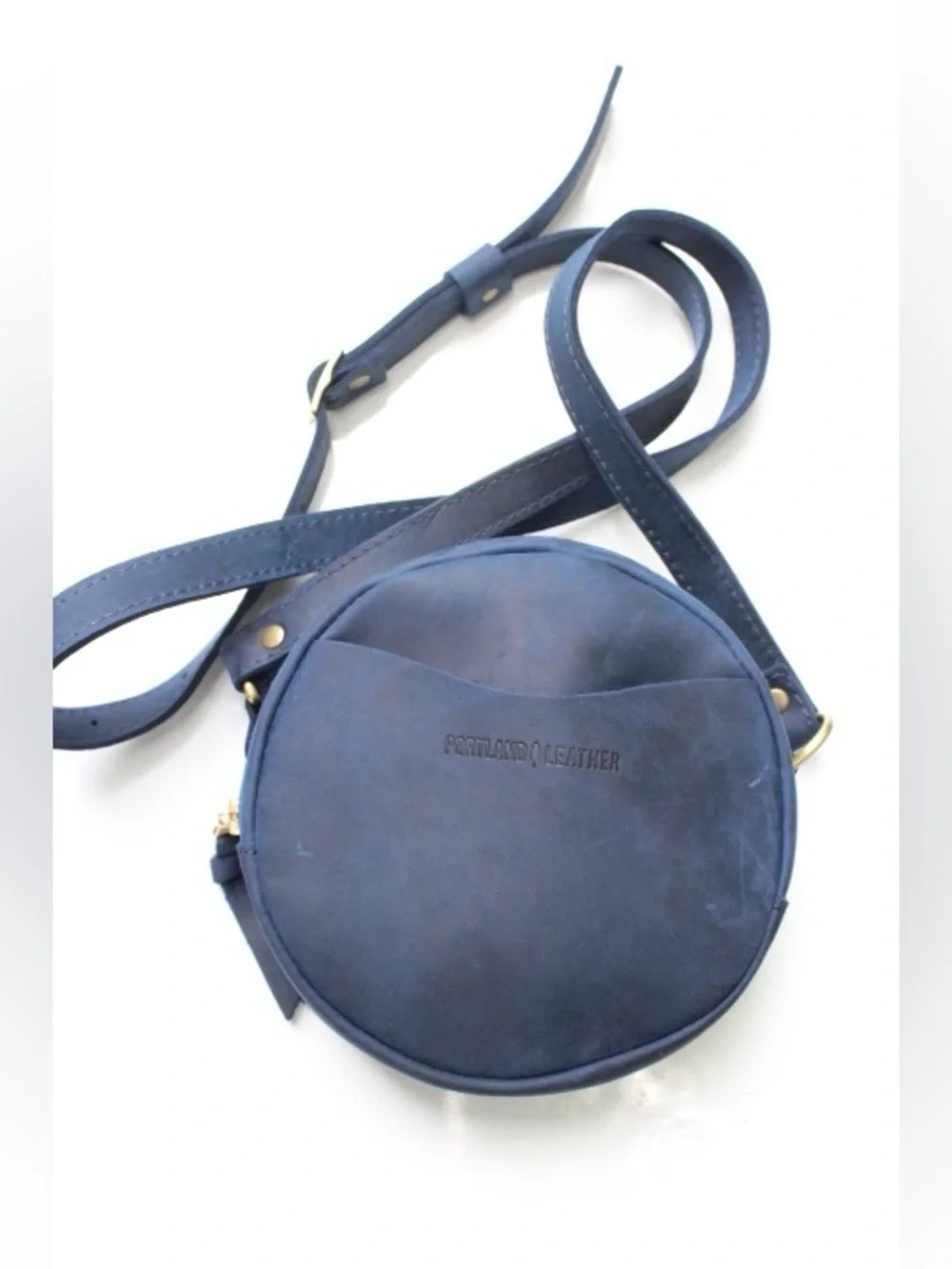 NWOT Portland leather Goods circle cross body bag